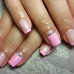 Дизайн ногтей нежно розового цвета